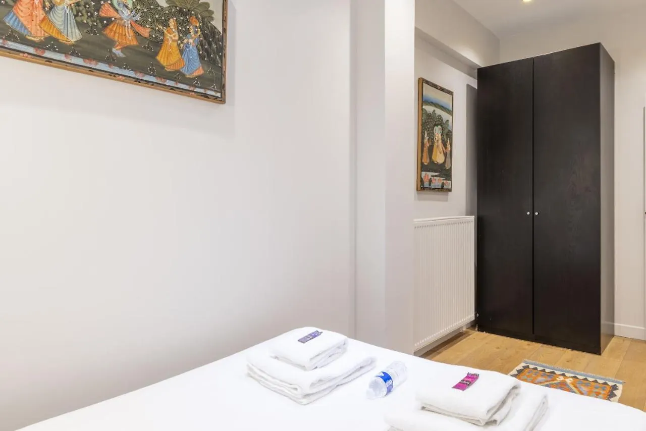 Spacious Apartement - 4Br-10P - Paris Center 0*,